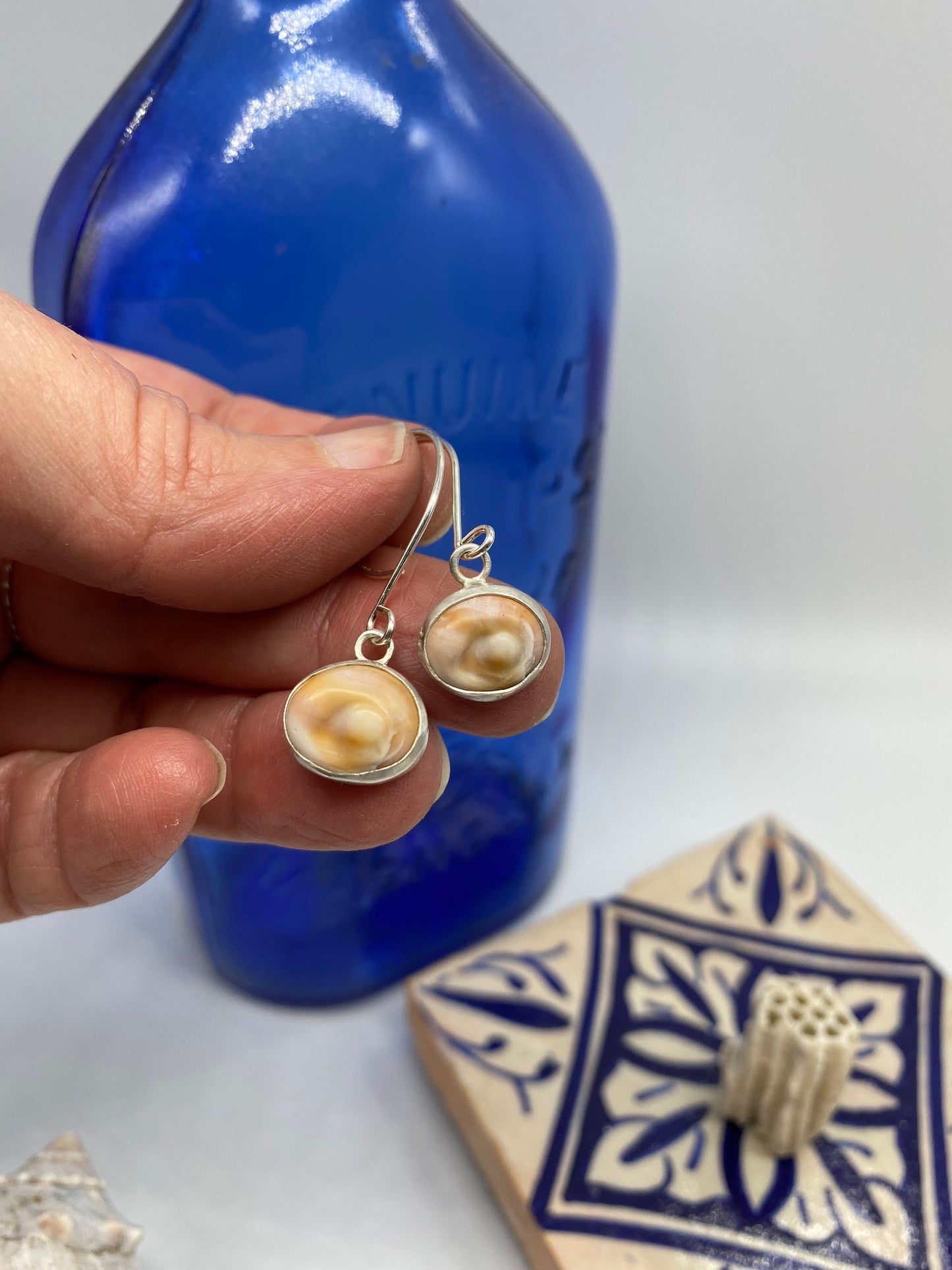 Sweet Shiva Shell Earrings